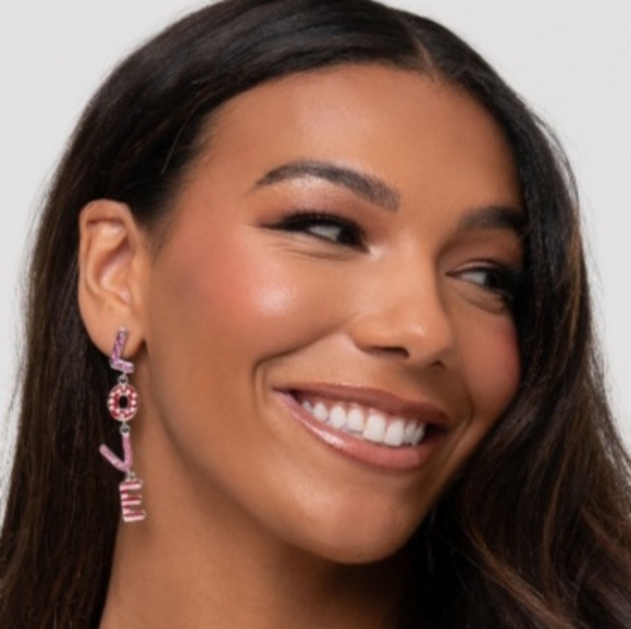 Admirable Assortment Pink LOVE Earrings Gorgeousness Valentines 💝 💖 - Picture 2 of 4